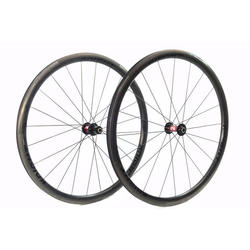 Knight Composites Knight 35 Carbon Fiber Clincher Wheelset (DT Swiss 240)